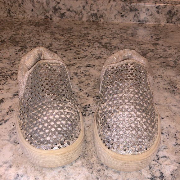 Stuart Weitzman girls silver slip ons - Picture 1 of 4